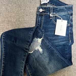 🆕 NWT Women’s Cello Split Knee Denim (Talulah Release)